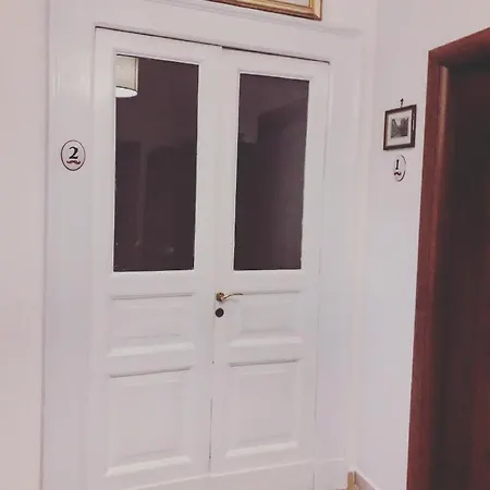 La Del Baffo Guest house